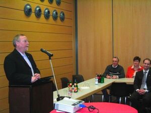 Prof. Dr. Siegfried Englert (links) kommt wieder in die VG Loreley