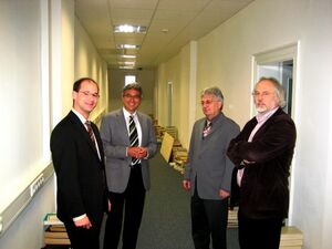 Carsten Göller, Roger Lewentz (v.l.) waren zu Gast im Wilhelm-Hofmann-Gymnasium.