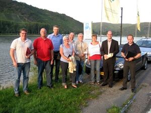 SPD-Gemeindeverbandsvorsitzende Frank Kalkofen (li.) und Carsten Göller (2.v.r.) gemeinsam mit dem Vorstand der SPD-VAG-