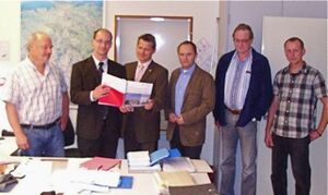 Zu Besuch beim Katasteramt St. Goarshausen: Göller (2.v.l.), Weiland (3.v.r.) und Ross (2.v.r.).